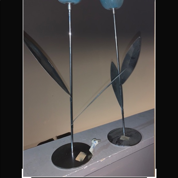 Vintage Tea Light Tulips Painted By Hand Set of Two - Picture 7 of 12